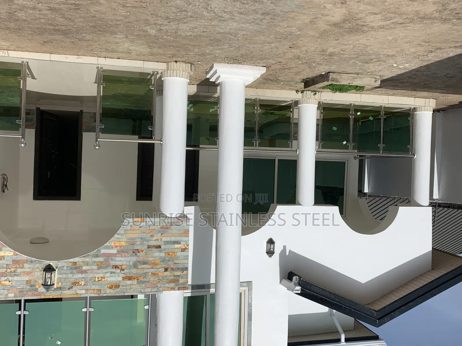 Perfect Glass Balustrade Installation