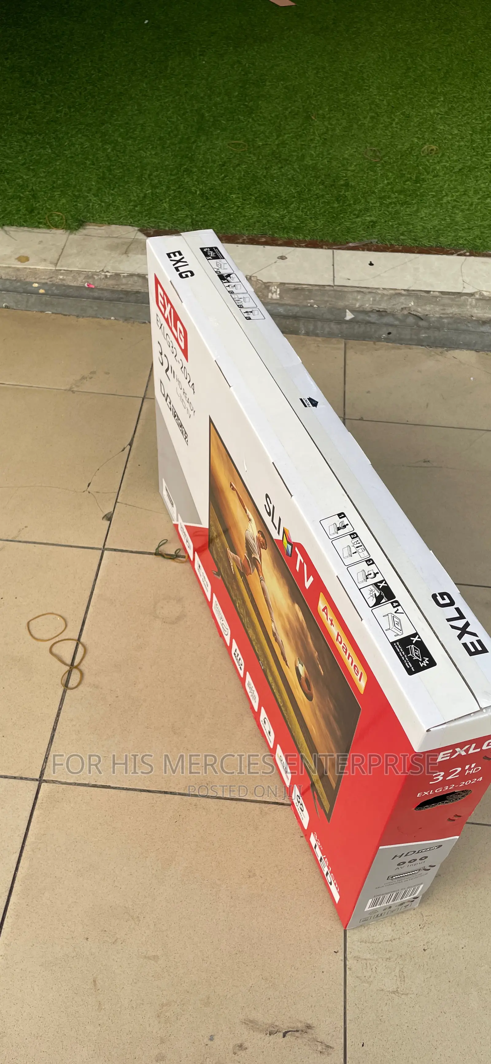 EXLG Digital and Satellite LCD Tv