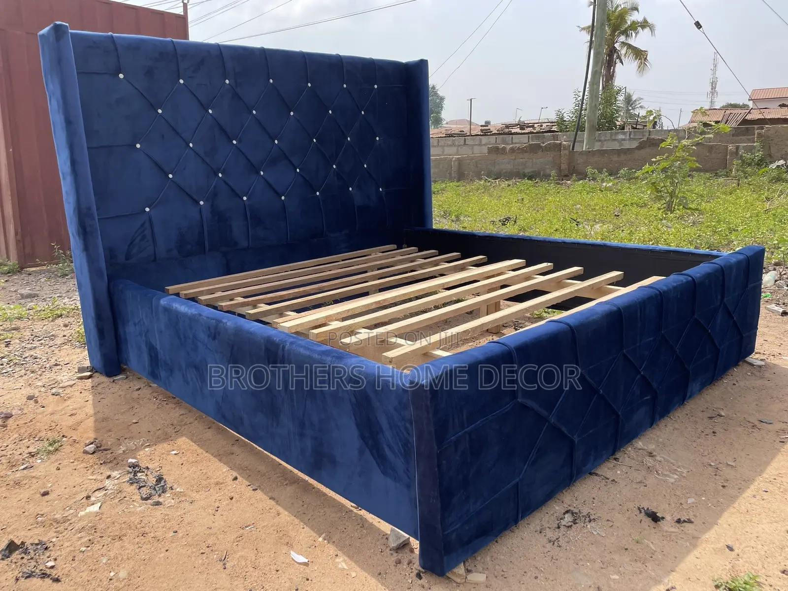 Queen Size Bedframe 72x75