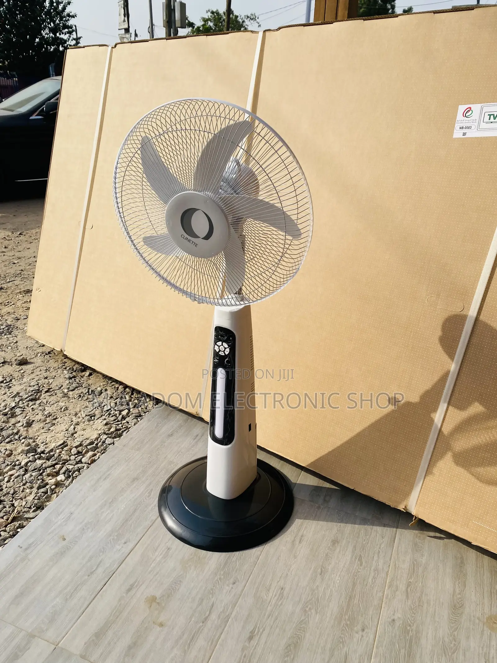 Newly in Stock Clinette Rechargeable Fan + Solar Panel
