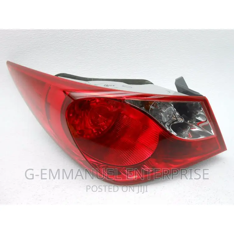 HYUNDAI Sonata 2012-14 Tail Light. Originalparts Only.