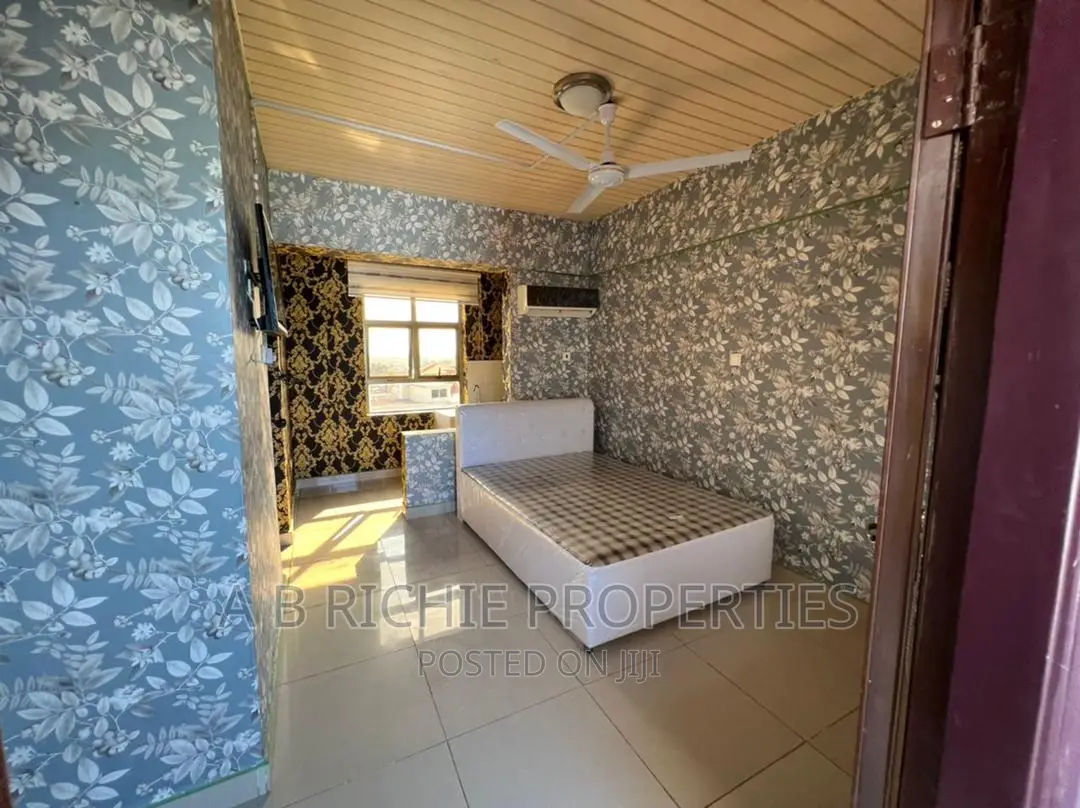 Furnished 1bdrm Apartment in West Land _Kisseman for rent