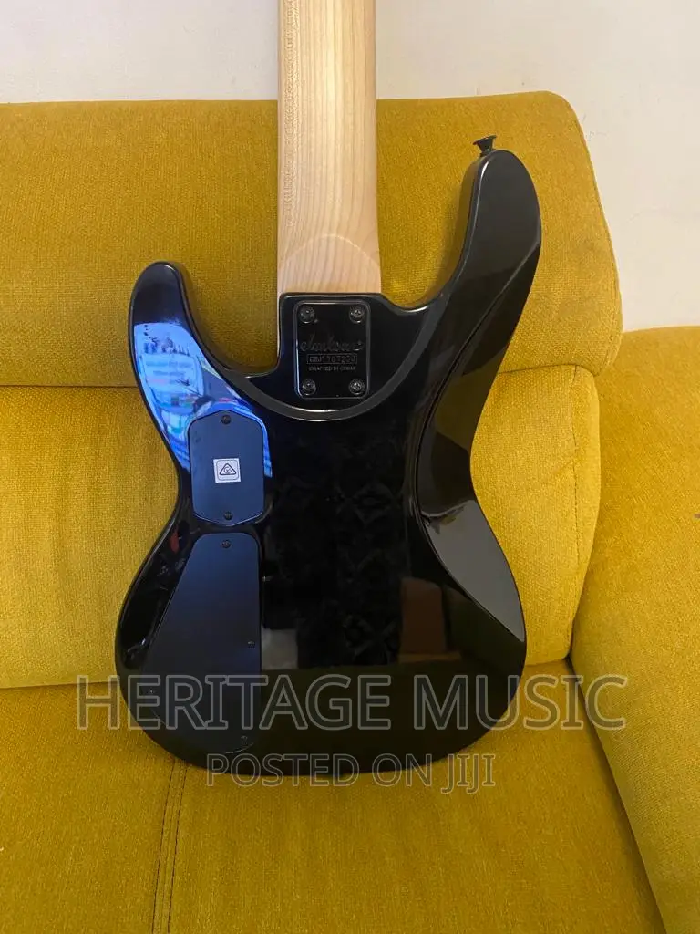 Jackson Active Bass