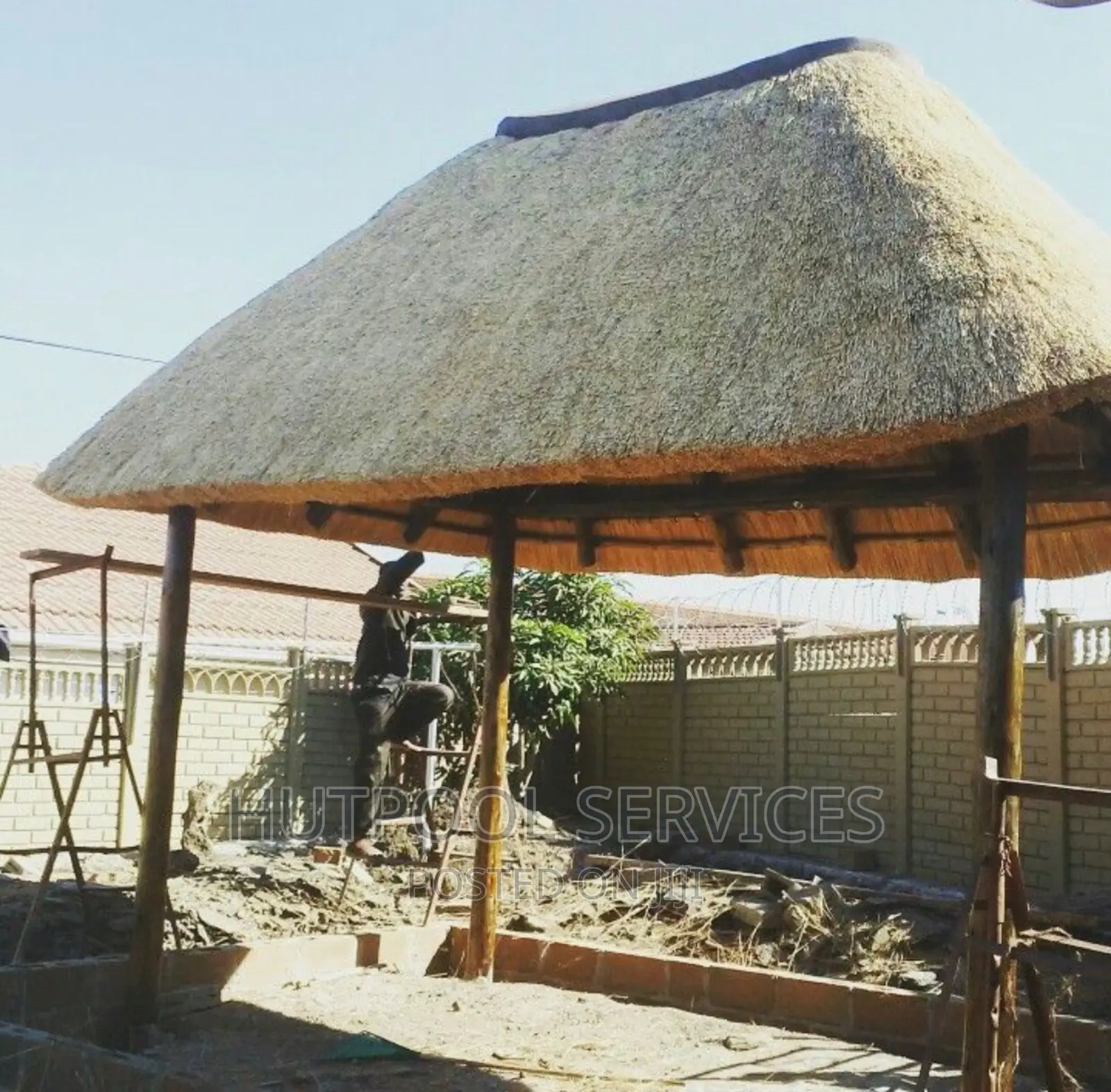 Summer Hut 33