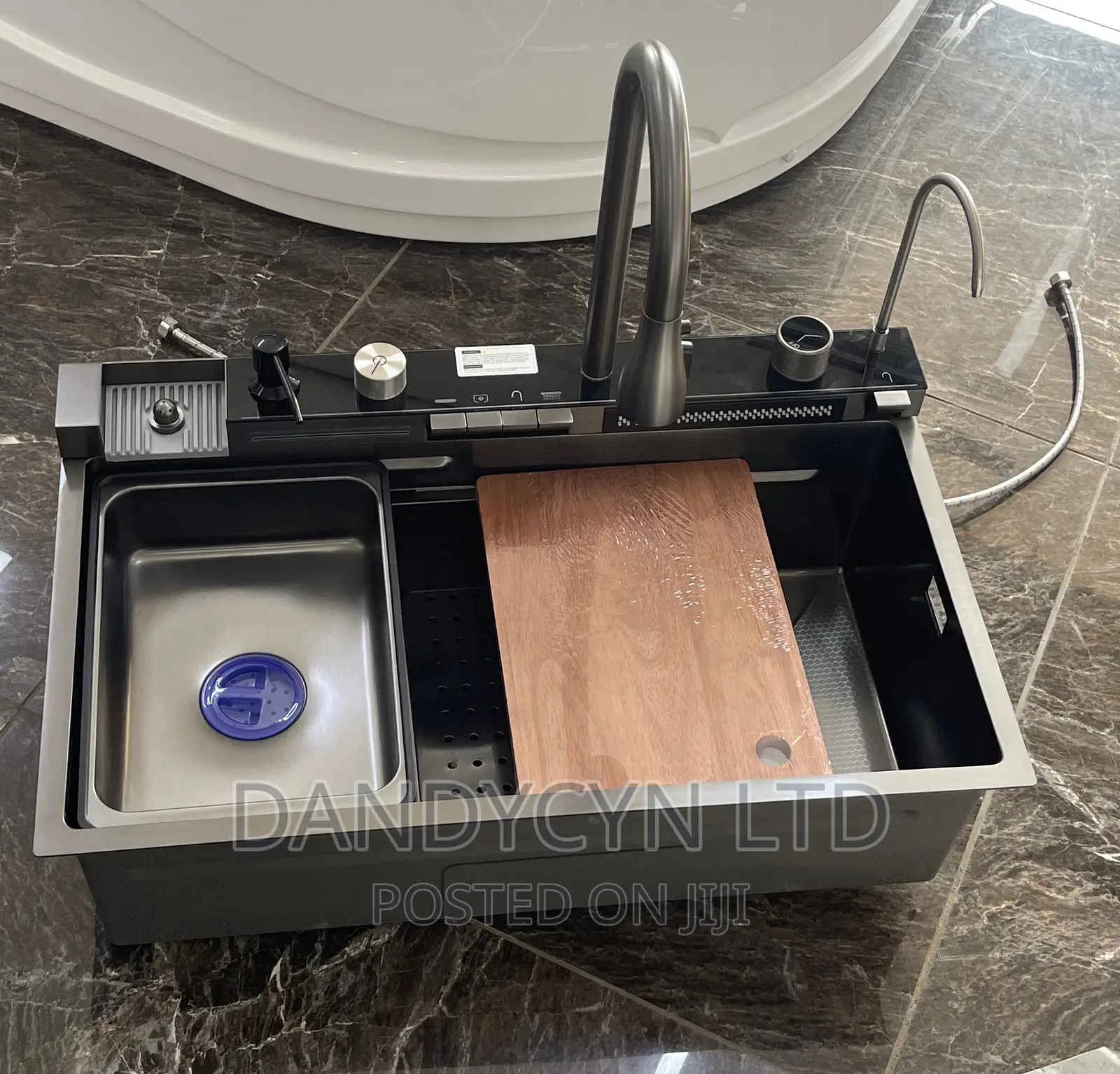 Automatic Kitchen Sink