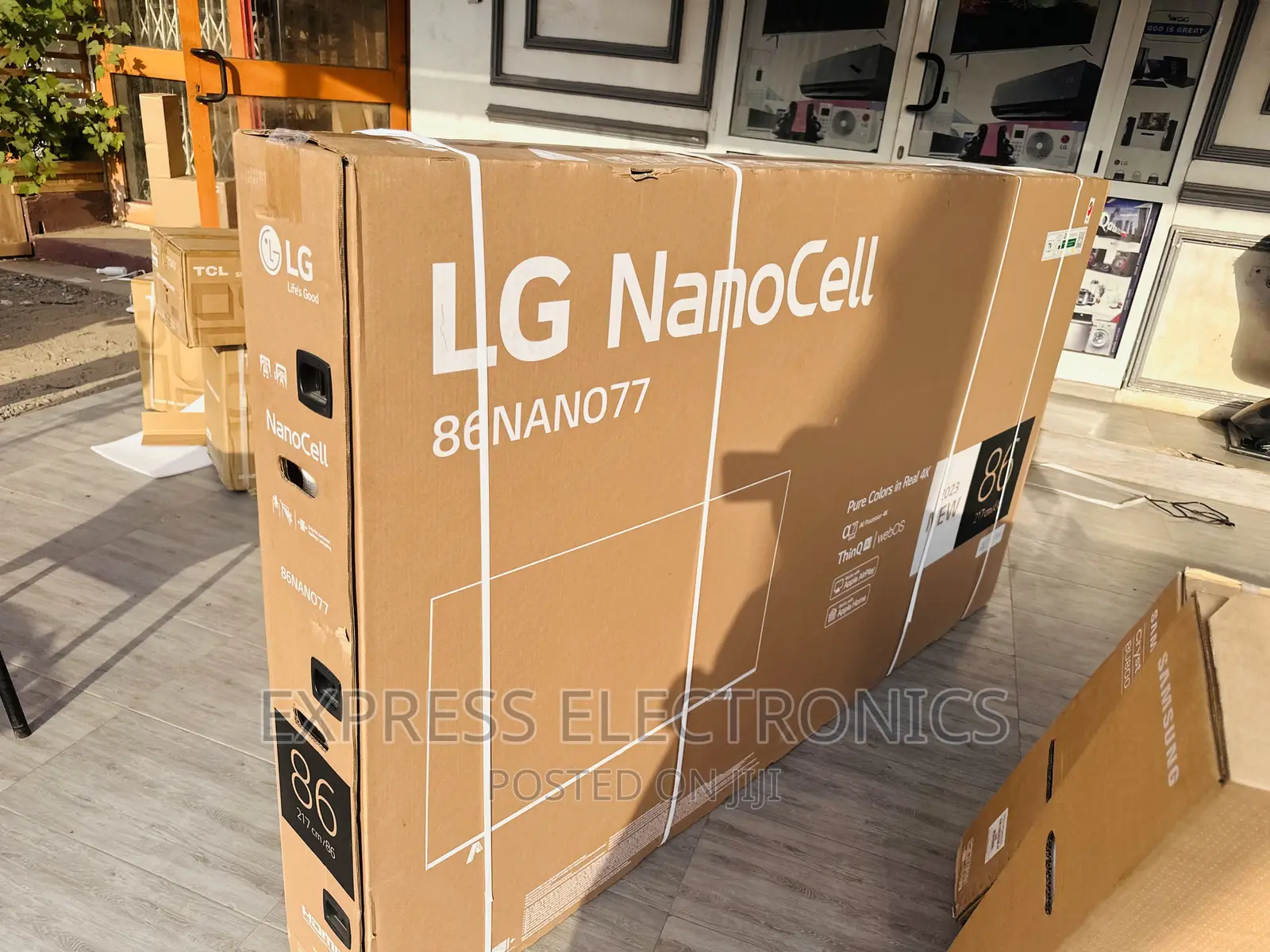 Ultra Modern Startling LG Smart Tv Ultra HDR 85NANO776 ”Tv