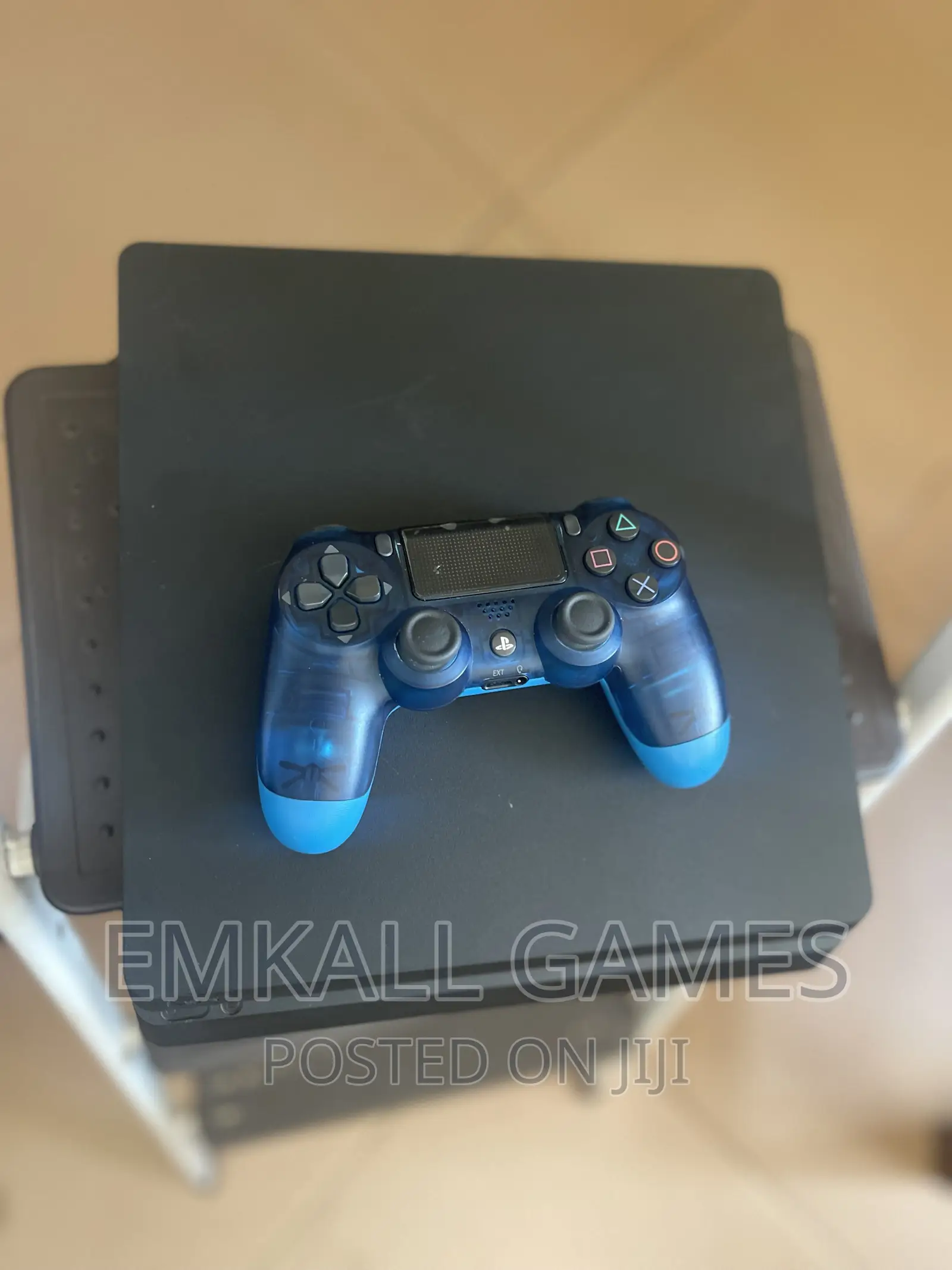 Playstation 4 Slim