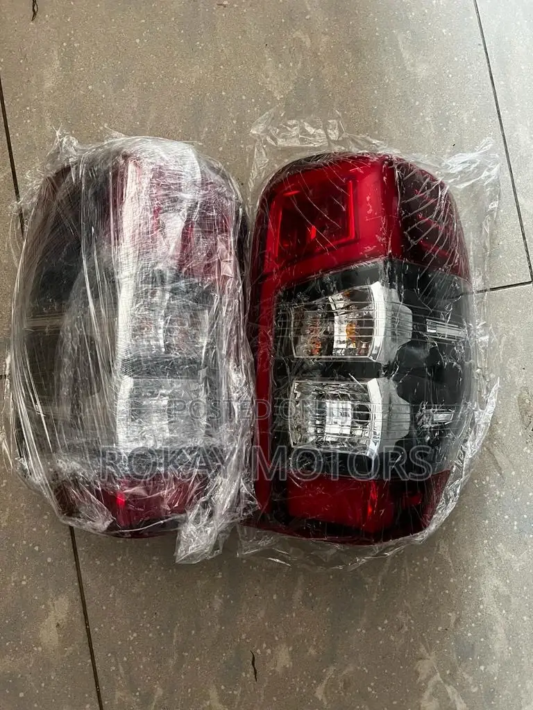 L200 2018,2019,2020 Taillights Pair