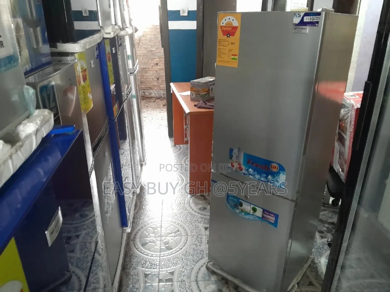 Westpool Fridge 2door Fridge Top Fridge + Freezer MD- Fri