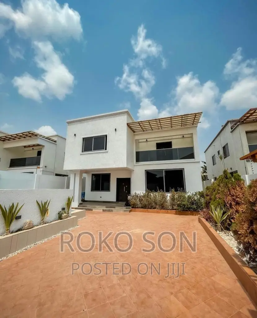 3bdrm Duplex in Dr Roko, East Legon for sale