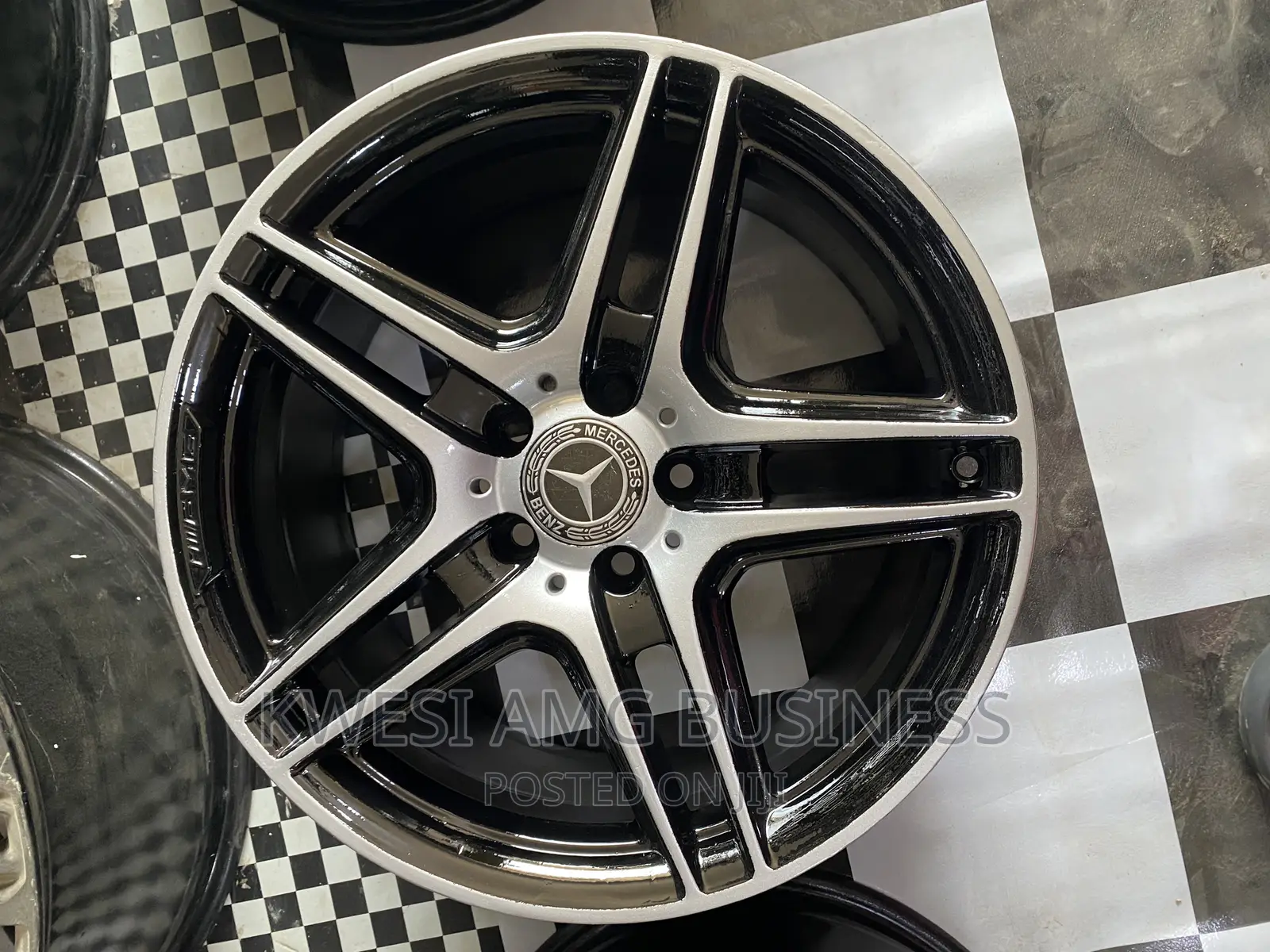 Mercedes Benz AMG Rim 18”