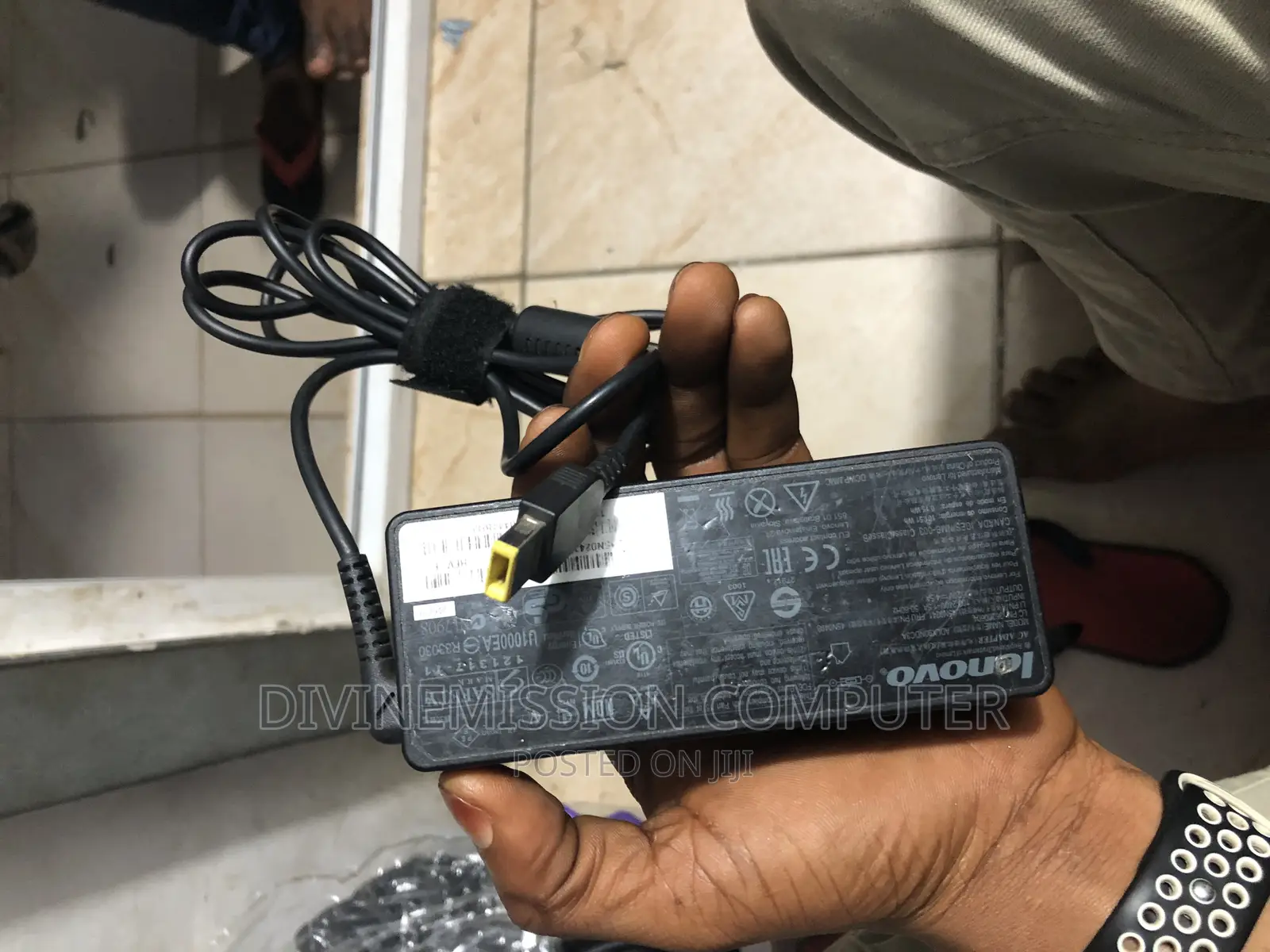 Home Used Lenovo Usb Adapter 90w
