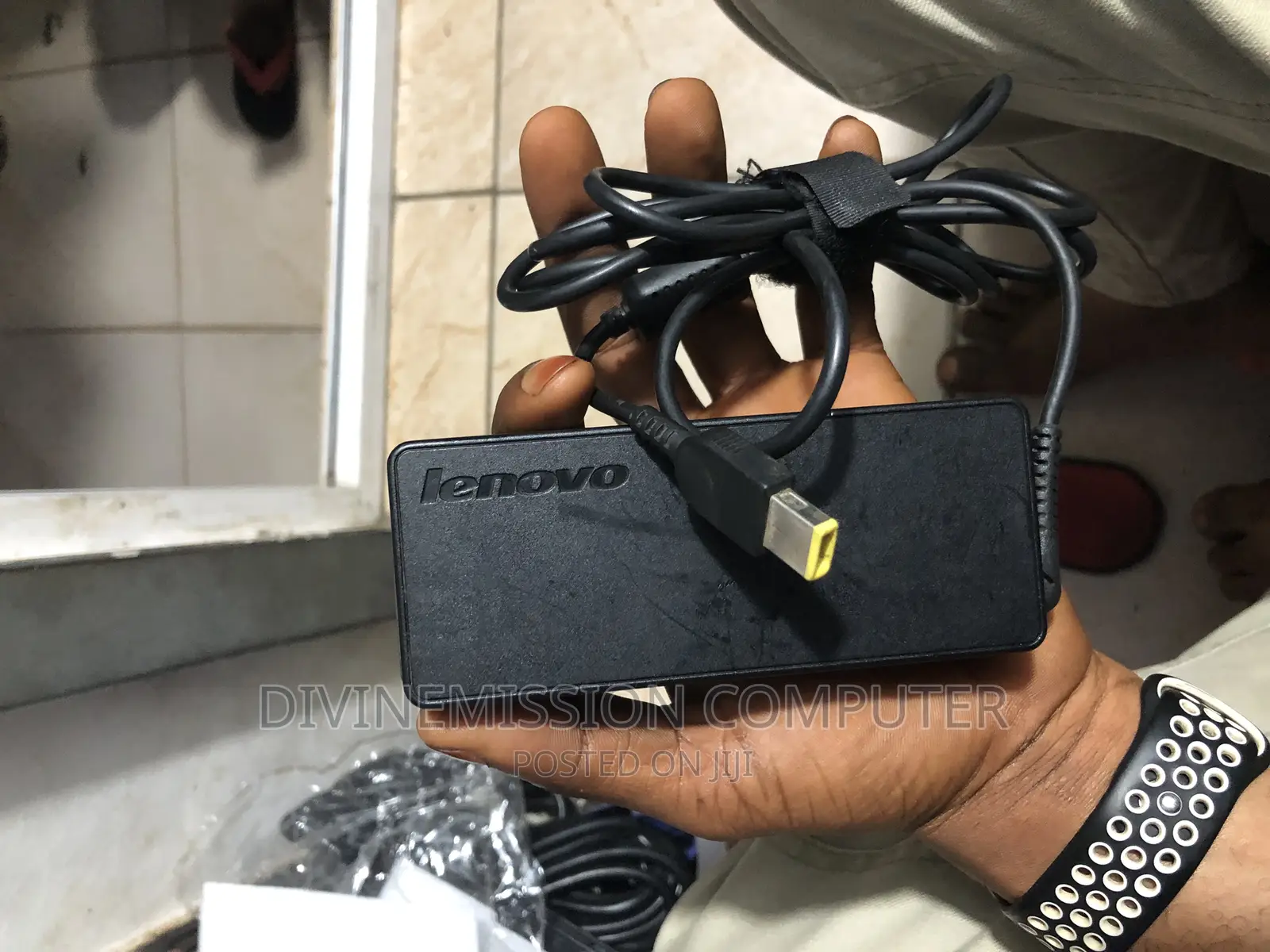 Home Used Lenovo Usb Adapter 90w