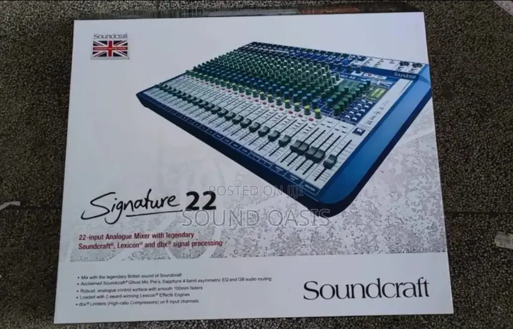 Soundcraft Signature 22 Analog 22-Channel Mixer