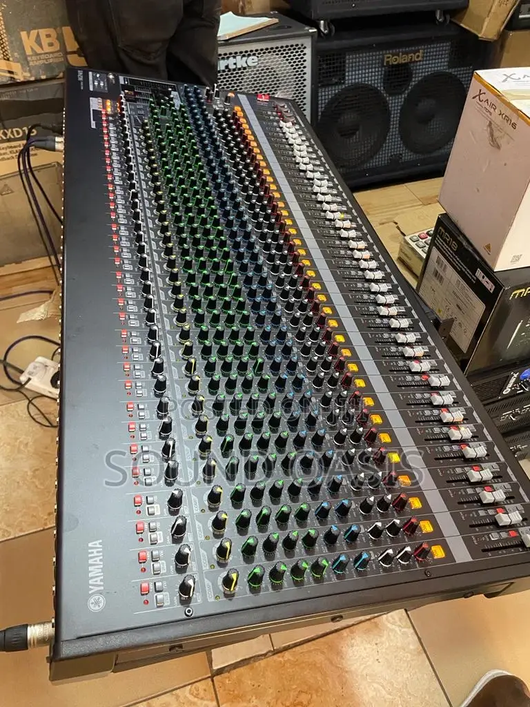 Yamaha Mgp40x 40-Channel Premium Mixer With USB and Effects
