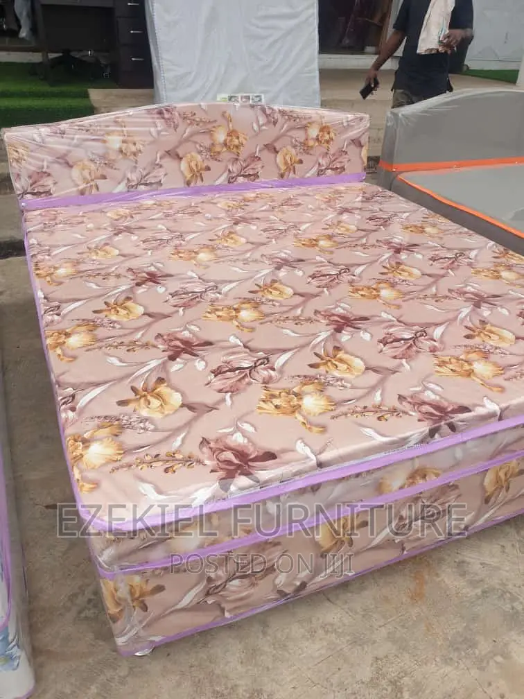 Queen Size Complete Bed
