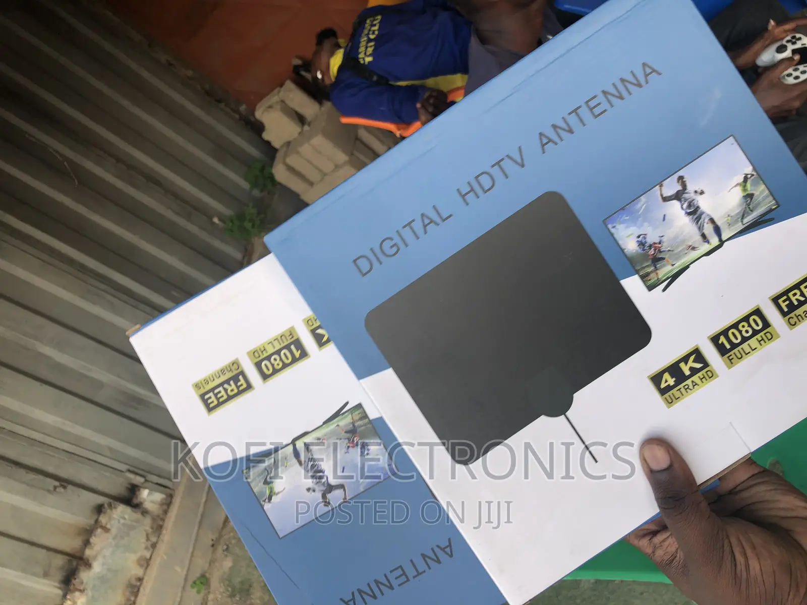 Stickable Indoor TV Antenna Amplifier Digital HD Freeview