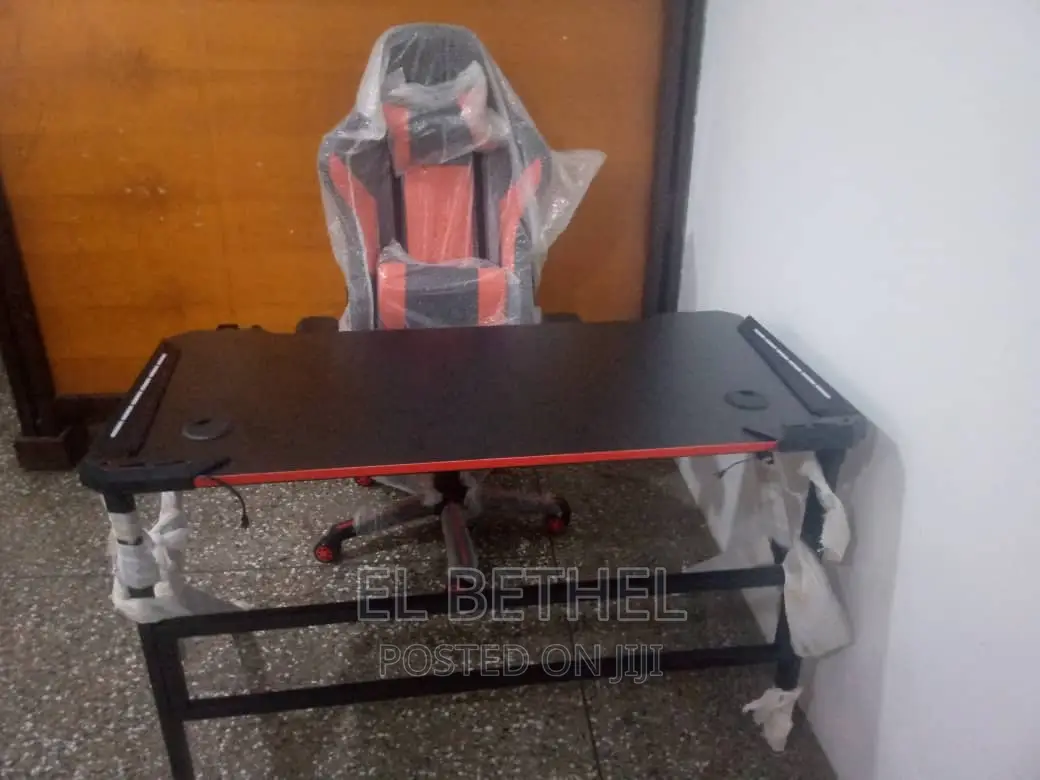 Set of Chair and Table