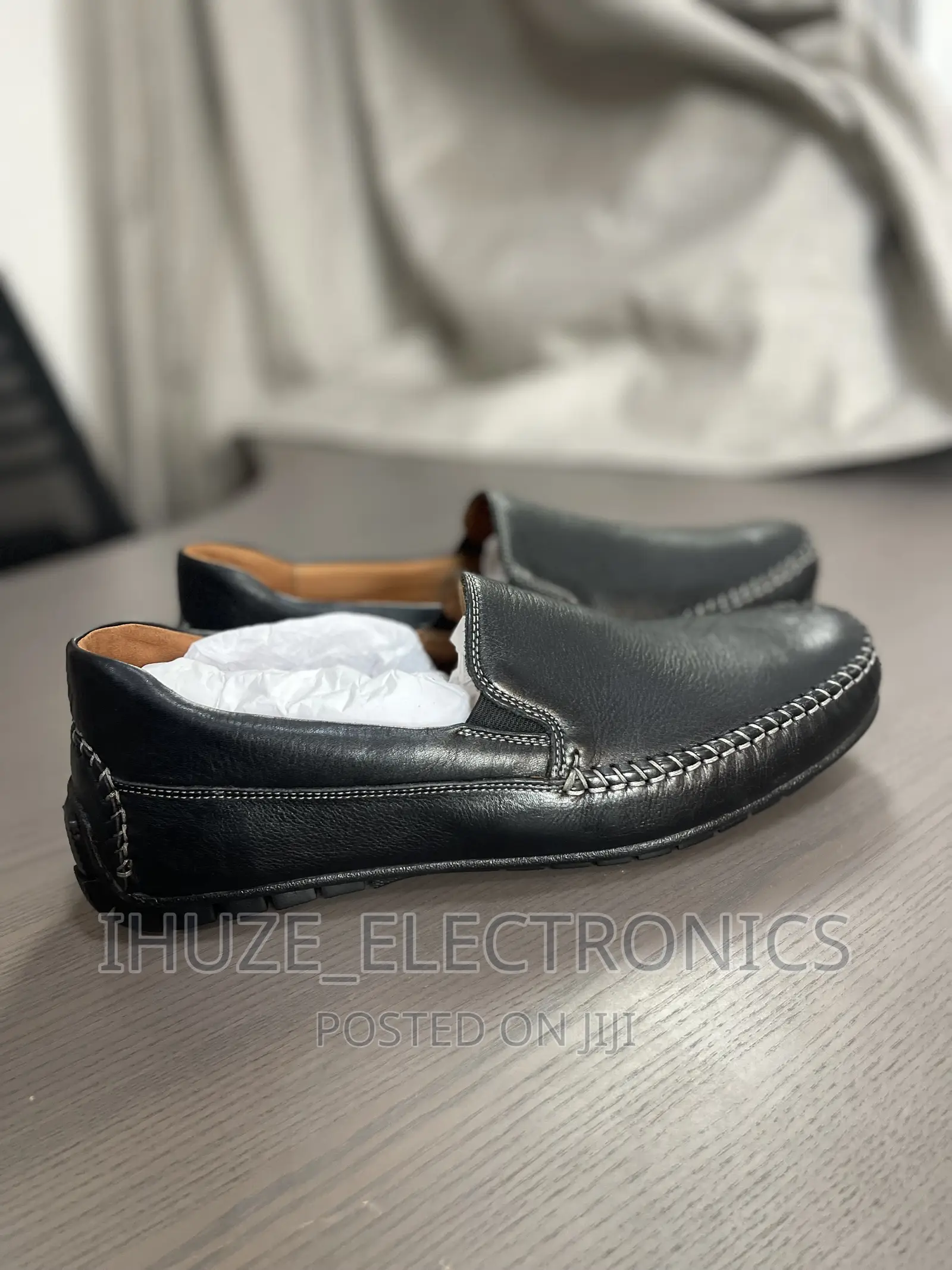 Johnston and Murphy Loafer (Size 44)