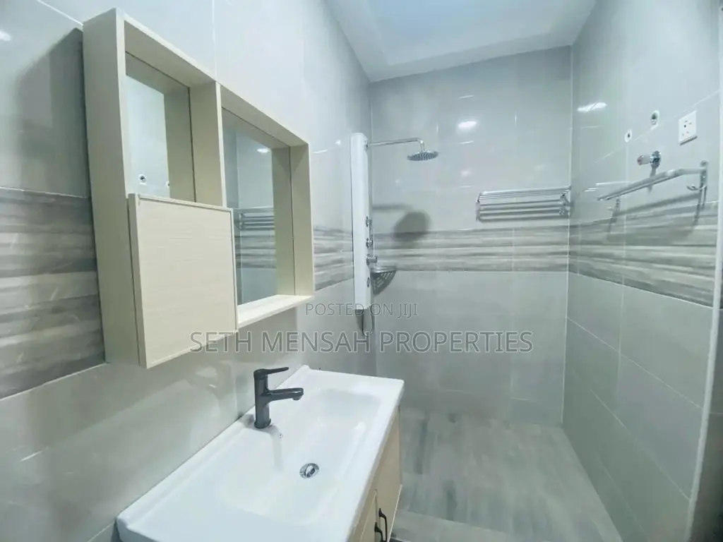 Furnished 4bdrm House in Skm, Haatso for rent