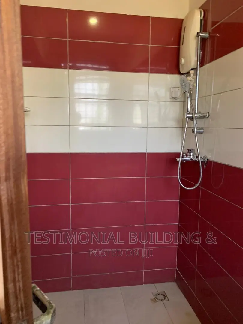 2bdrm Apartment in Testimonial Building, School Junction for rent