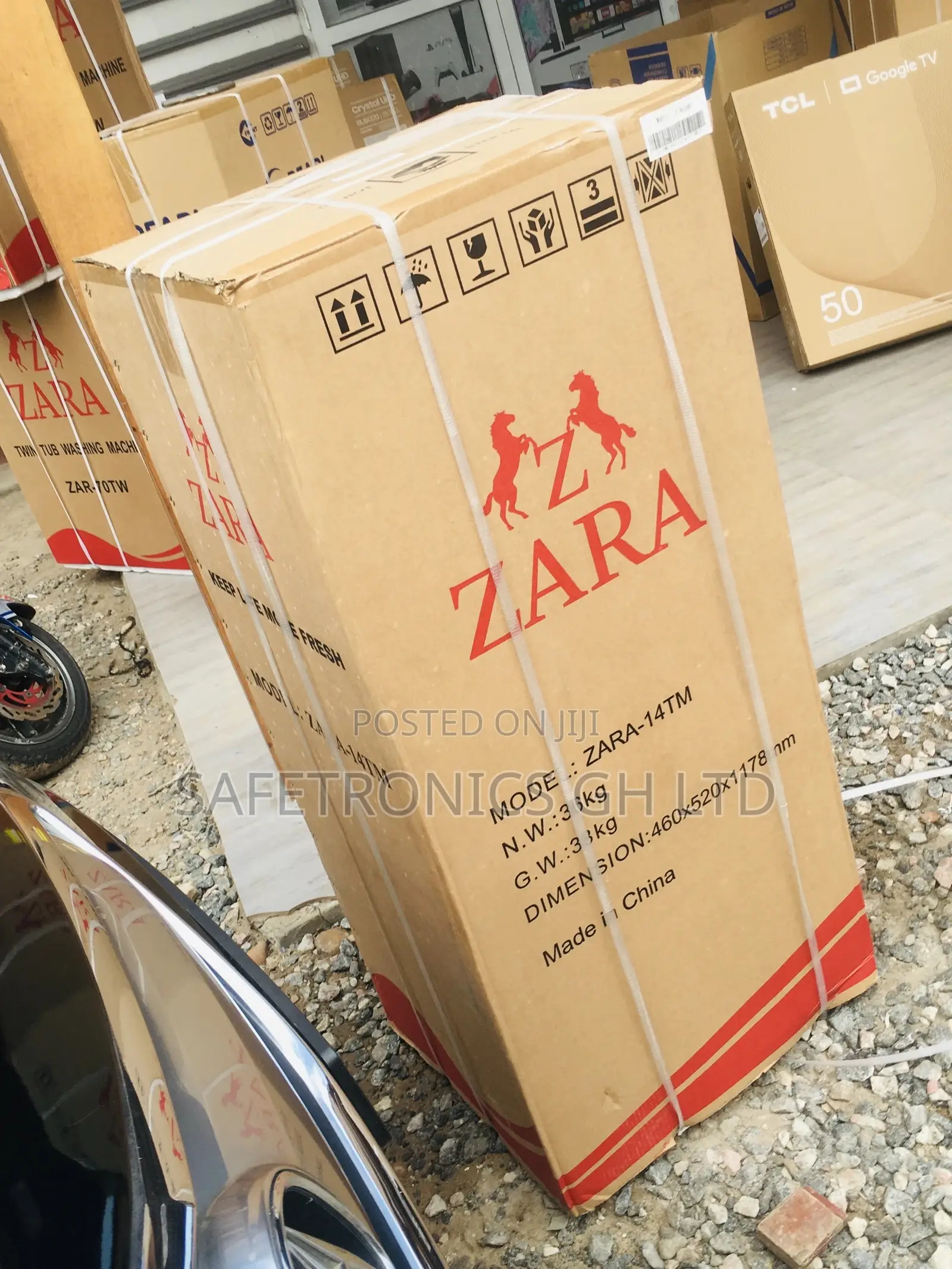 Adjustable Zara-14tm Doubledoor Gray Topfreezer Fridge