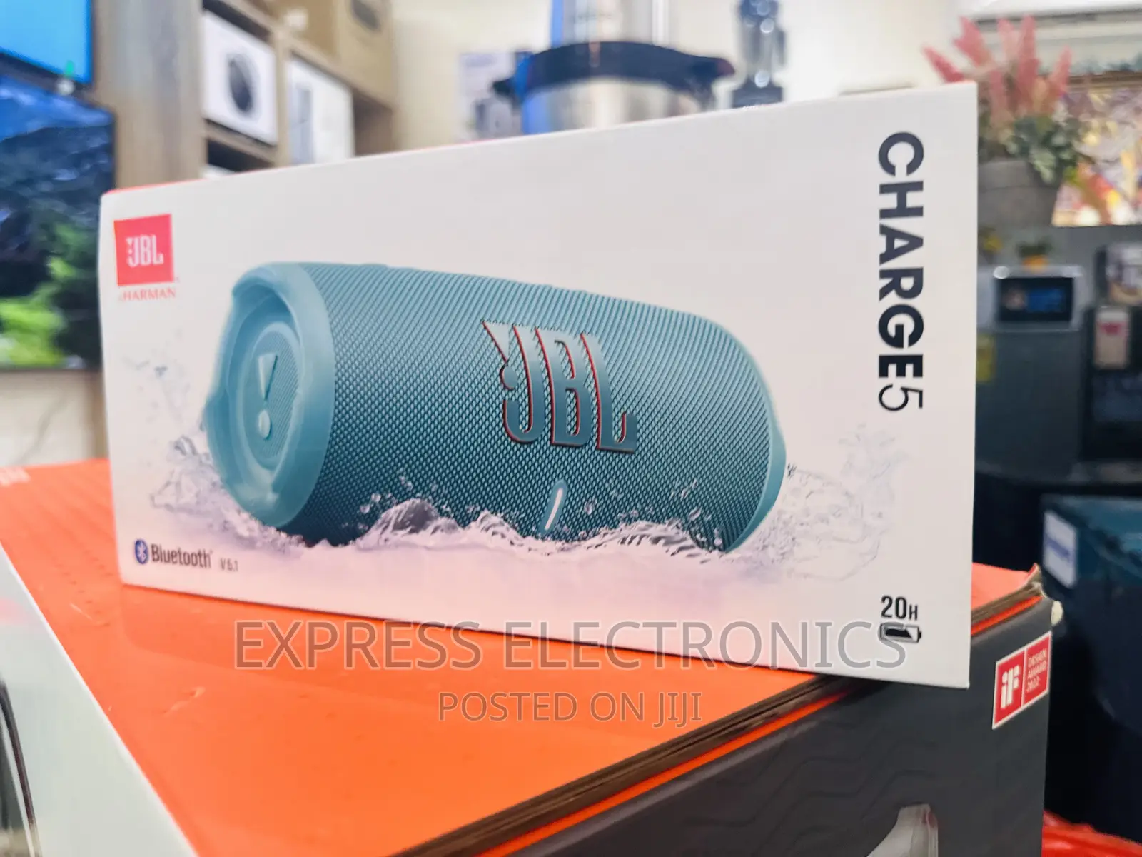 Neatly Sealed in Box Bluetooth Speaker Charge 5