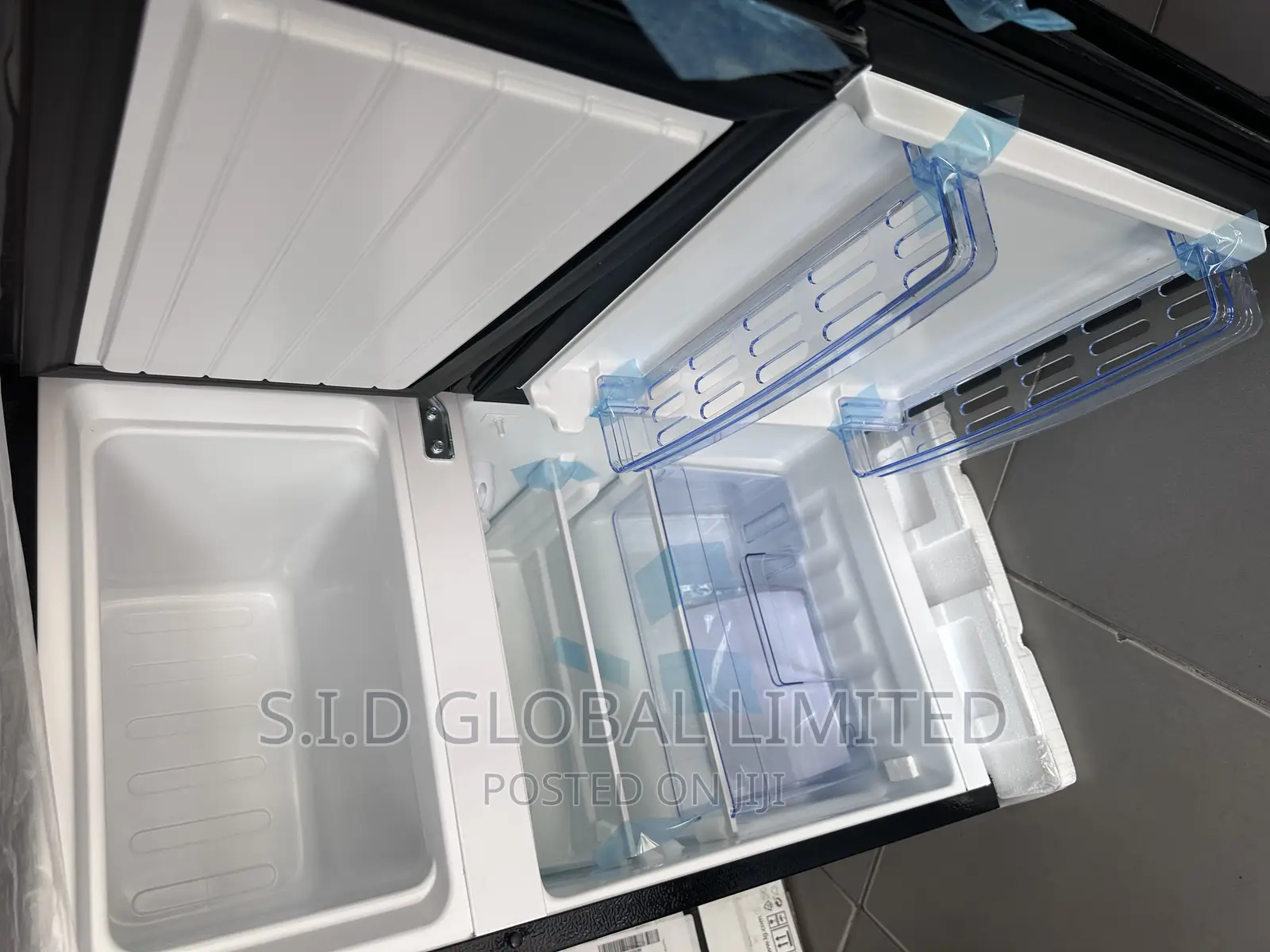 Pearl Table Top Double Doors Door Refrigerator – Black Glass