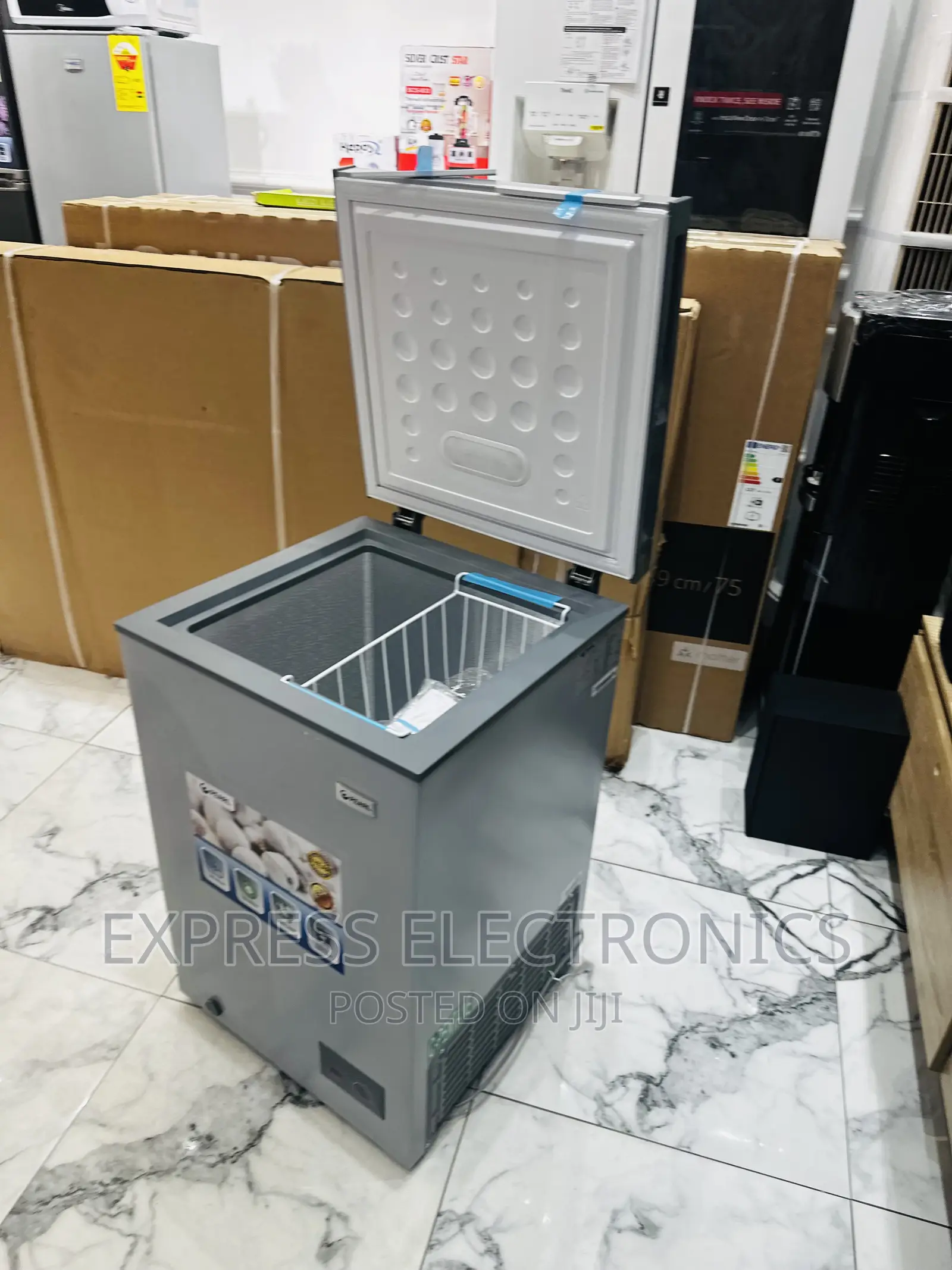 Zealous Sleek New 100L Chest Freezer Single Door Grey