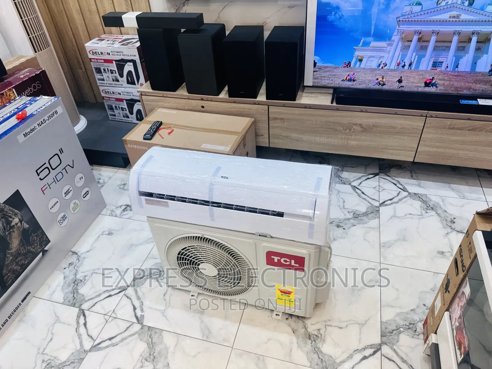 Mesmeric New Sleek White R410 Gas TCL 1.5hp Split
