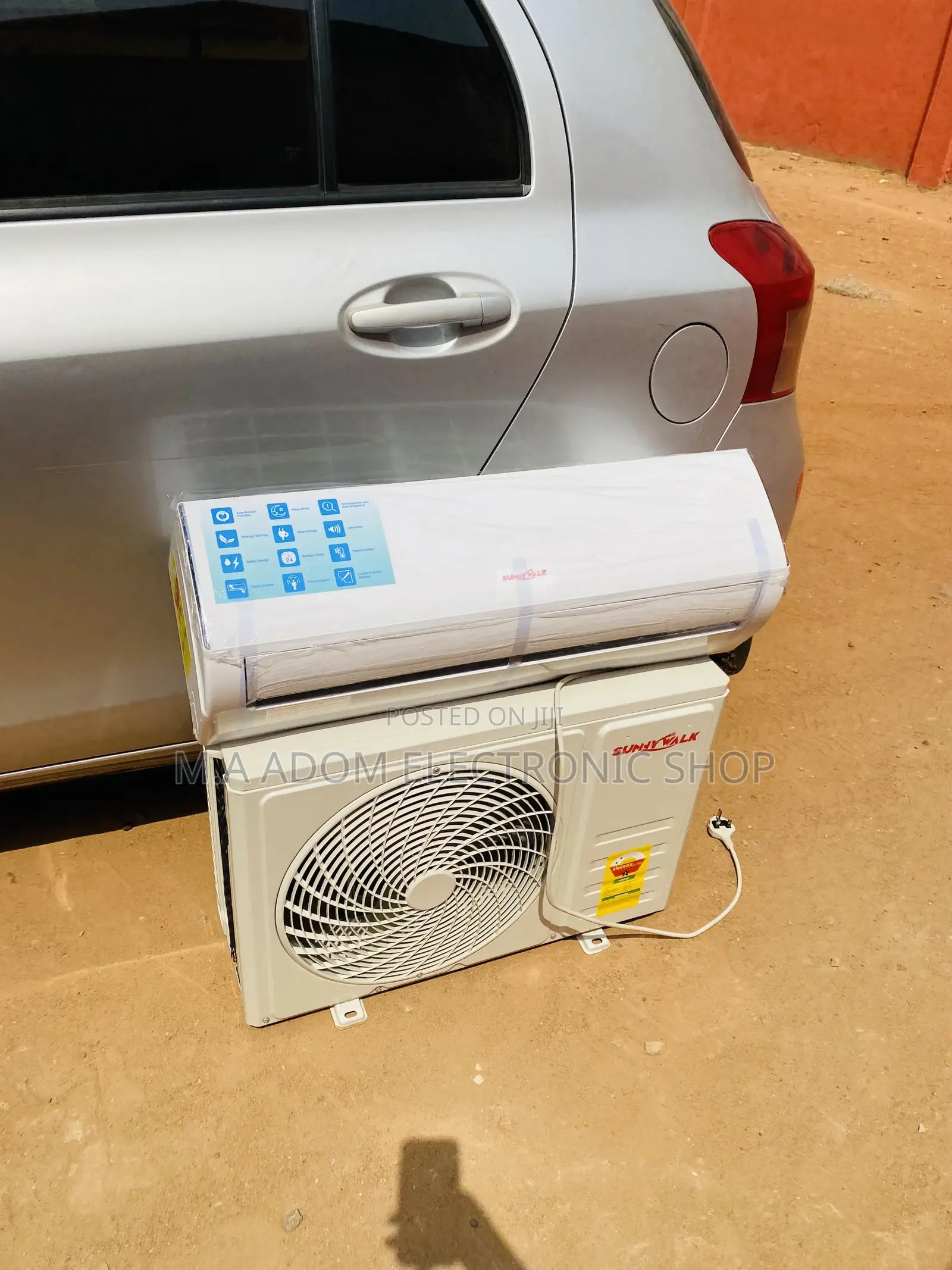 Fast Cooling Sunny Walk 1.5hp Split Type Air Conditioner.