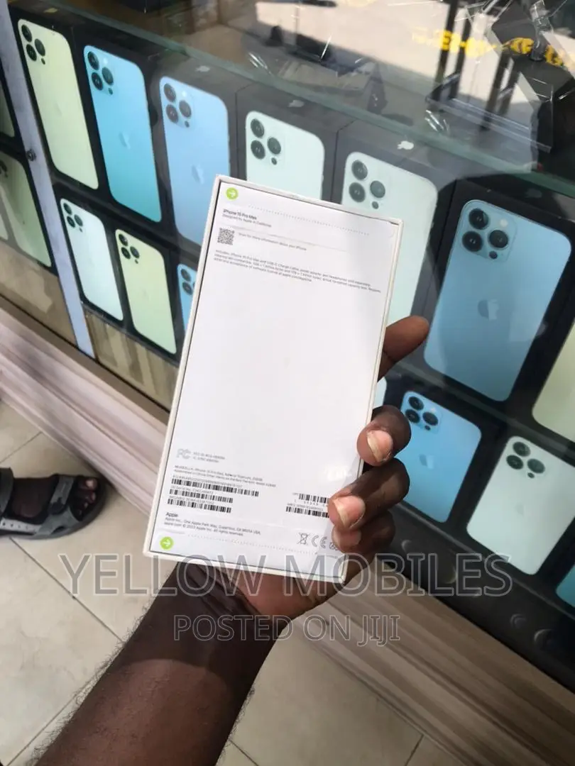 New Apple iPhone 15 Pro Max 512 GB White