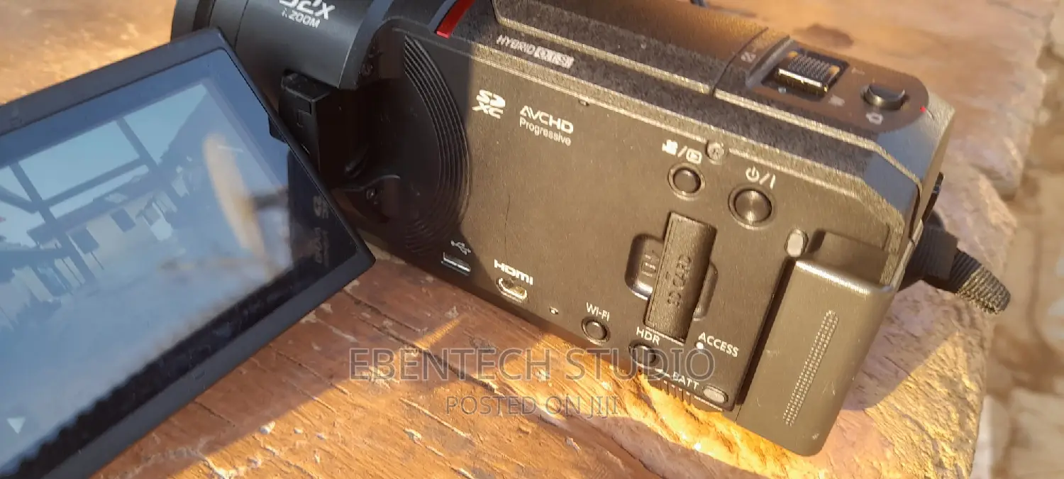 Panasonic Hc-Vx1 Live Streaming Camcorder for Rent