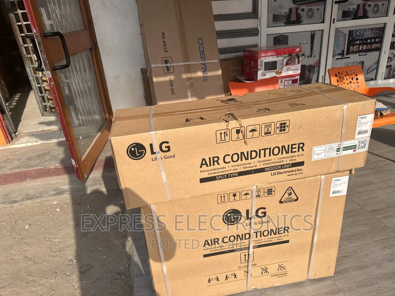 Split R410 Gas Lg 2.5hp AC White