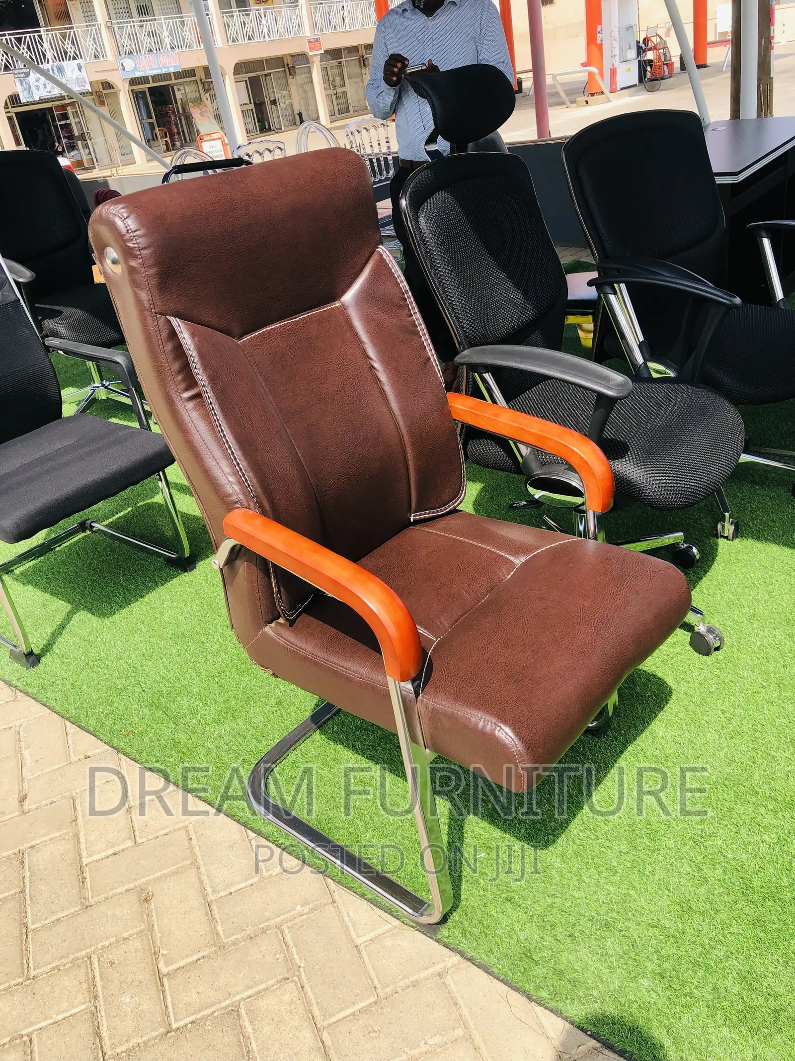 Pastors/Office Chairs