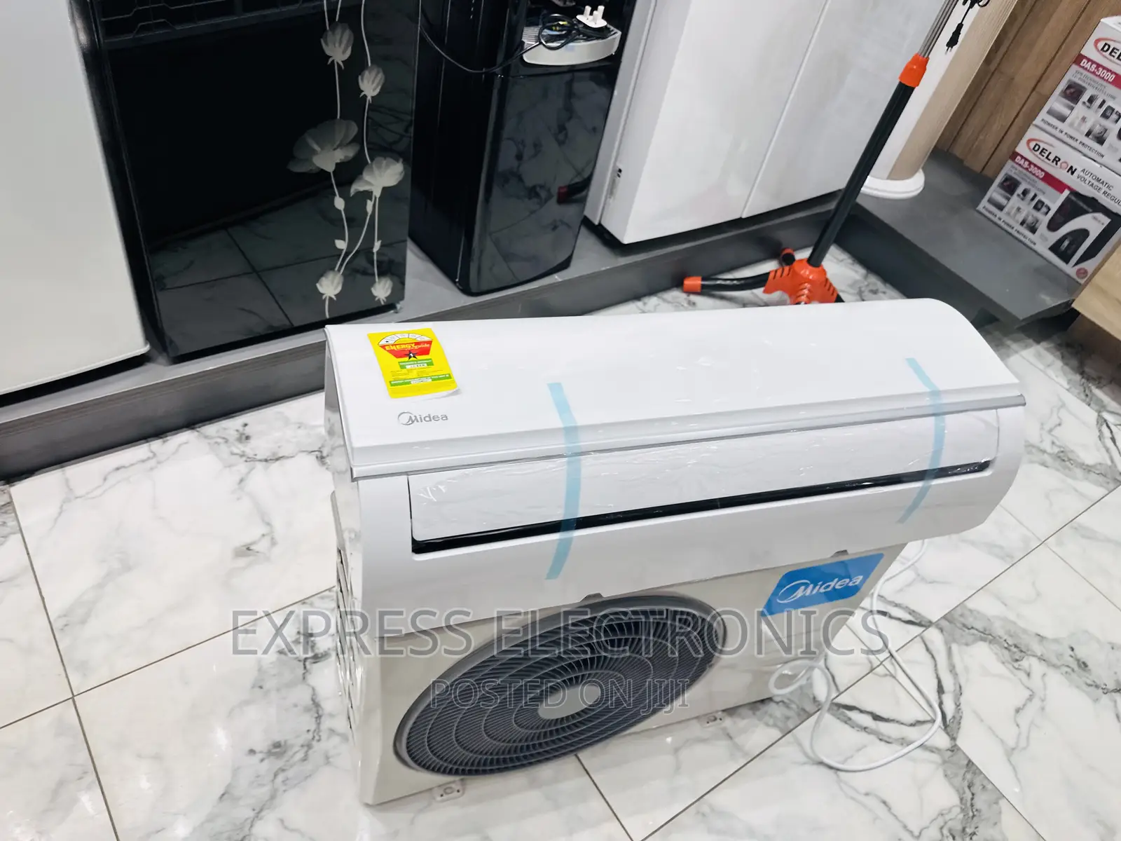 Try Sleek Design Midea Split R410 Gas 1.5hp