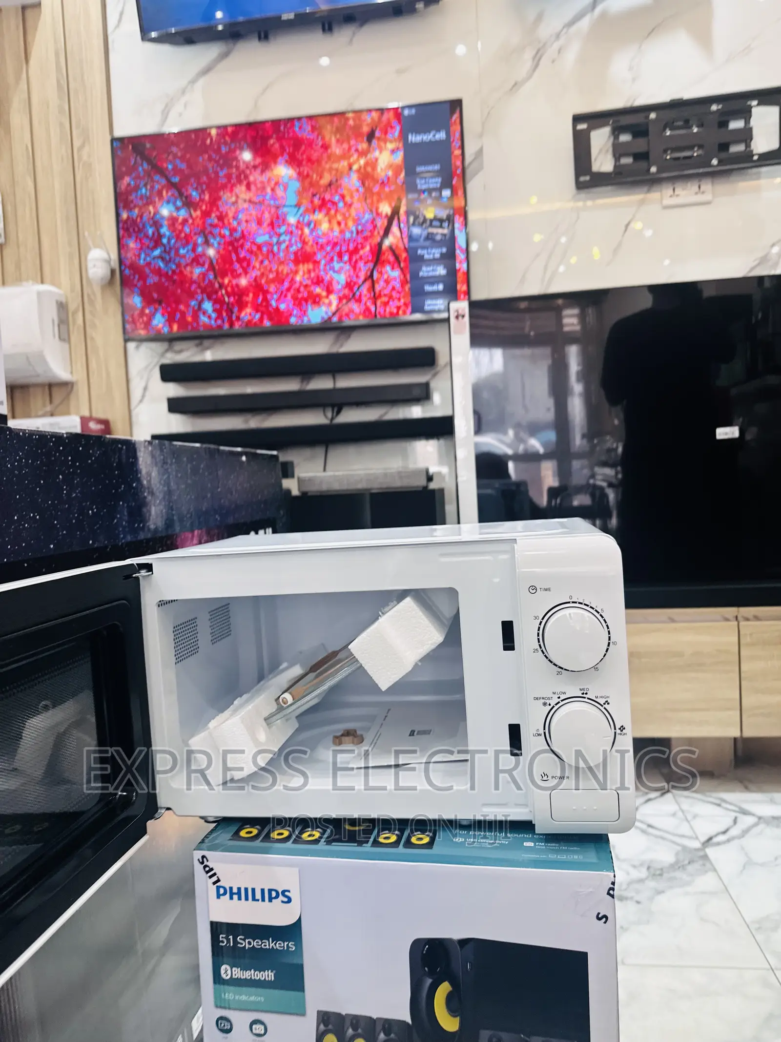 Nearly Decakila Microwave