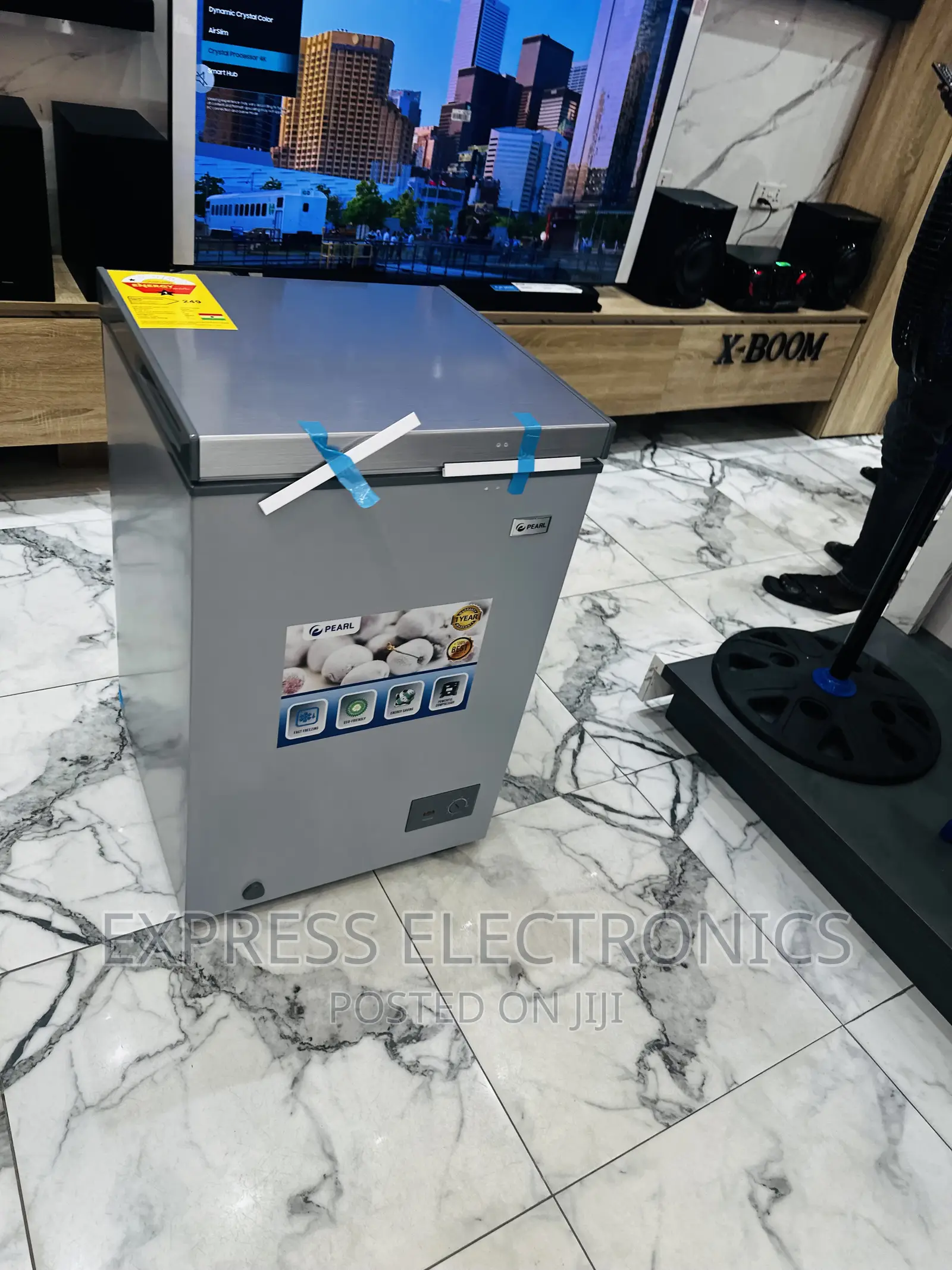 Call  Best Chest Freezer Single Door Pearl 100L
