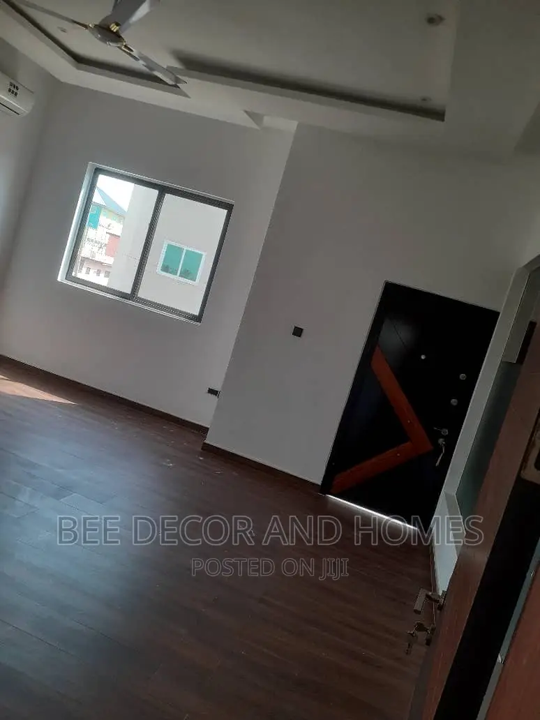4bdrm Mansion in Bee Decor & Home’S, North Legon for rent