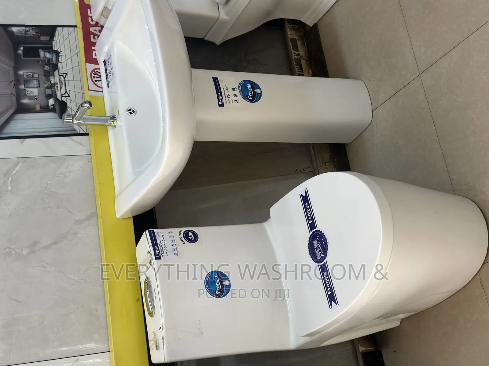 Frencia One Piece WC and Basin Complete_close Couple WC Set