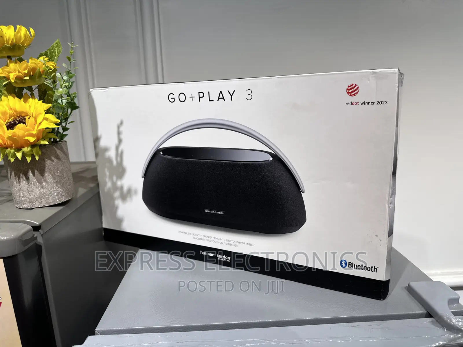 Sleek and Elegant Design GO + PLAY 3 Bluetooth Speaker