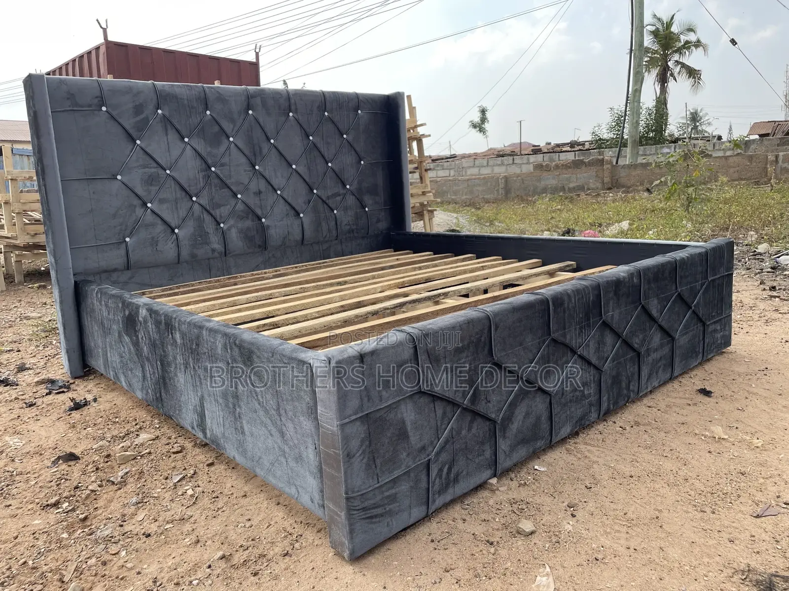 Queen Size Bedframe 72x75