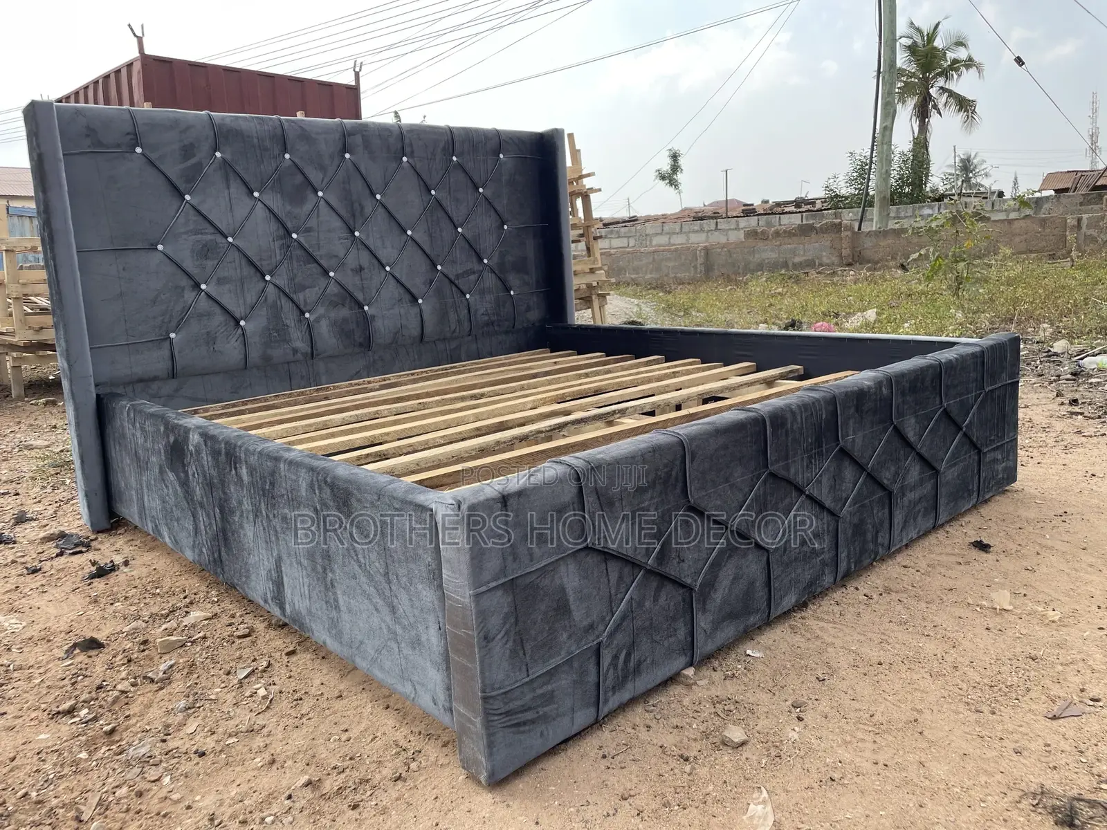 Queen Size Bedframe 72x75