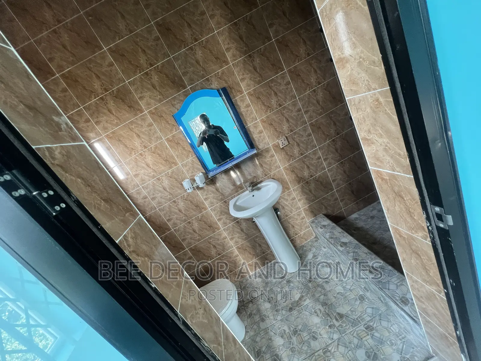 3bdrm Apartment in Bee Decor $ Home’S, Kwabenya for rent