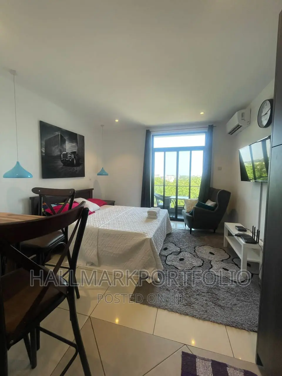 Furnished Studio Apartment in US Embassy Area for sale