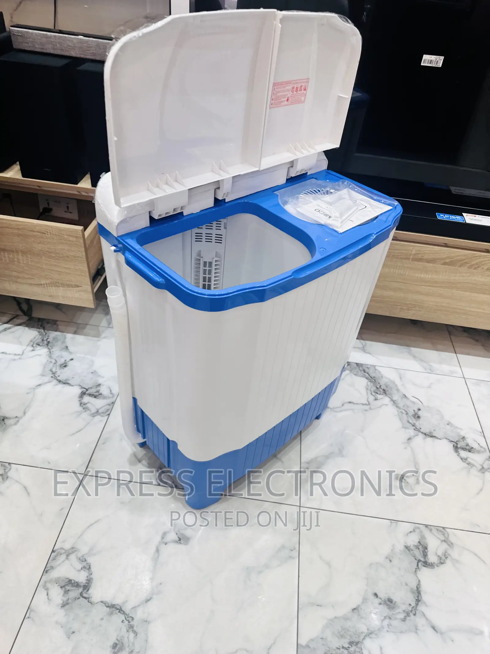 (7kg Topload Twintub Washing Nasco )