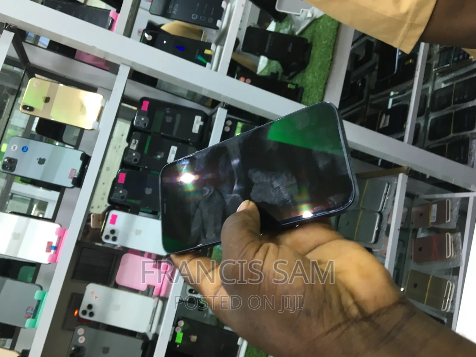 New Apple iPhone 11 128 GB Black