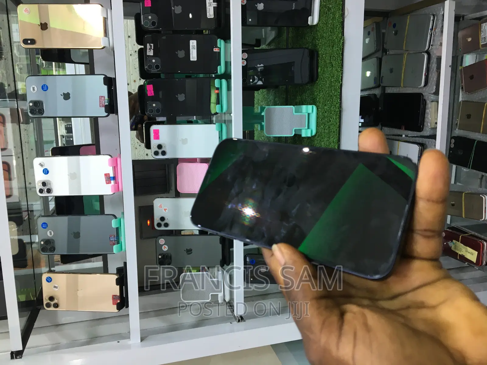 New Apple iPhone 11 128 GB Black