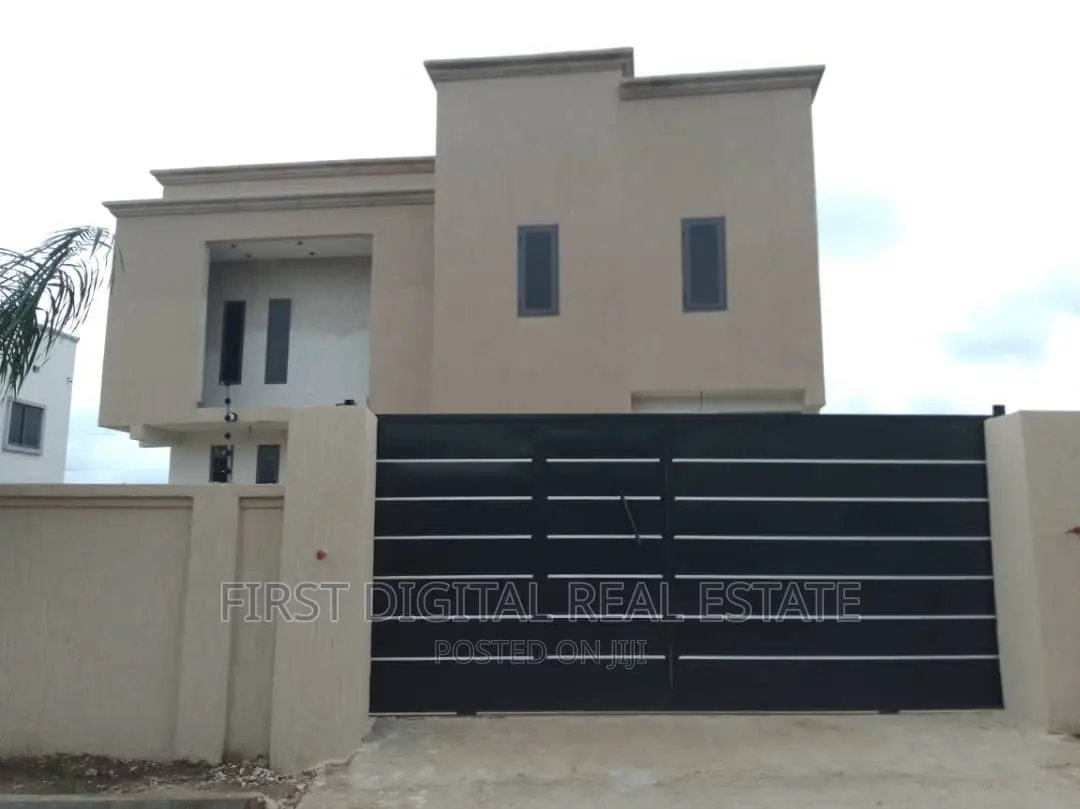 Executive 4 Bedroom for Sale in Kasoa Rock City