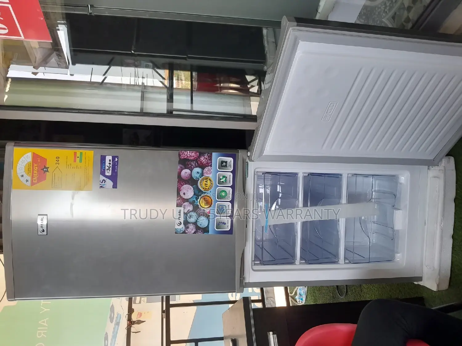 Fridge +Bottem Freezer Pearl Stainless Gray 200ltrs Fridge